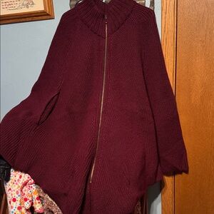 Chic Burgundy Zippered Poncho